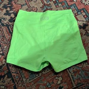 Fleo Shorts